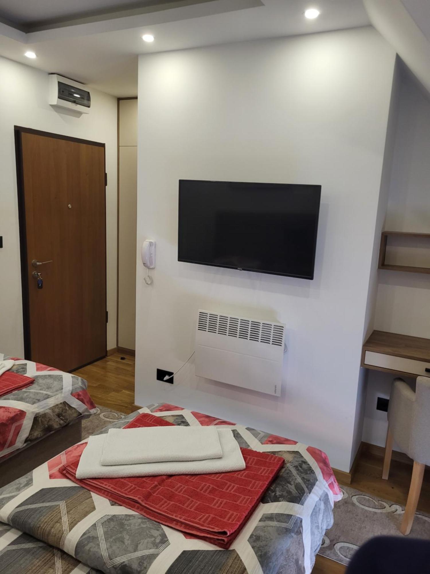 Lux Apartmani Bajova Cetinje Luaran gambar